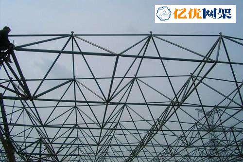 海城料棚网架安装