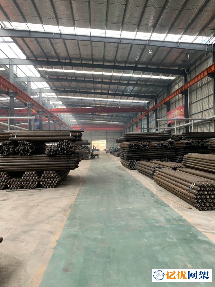 海城网架配件加工车间